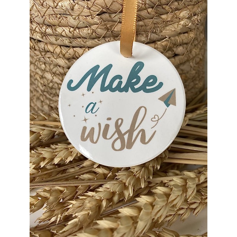 offrez un joli médaillon "Make a wish"